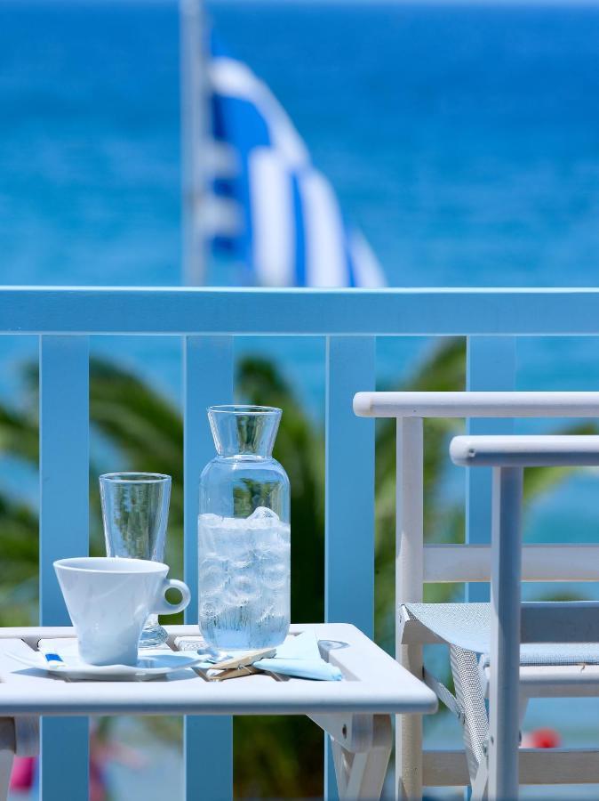 Blue Harmony Hotel Кіні Екстер'єр фото
