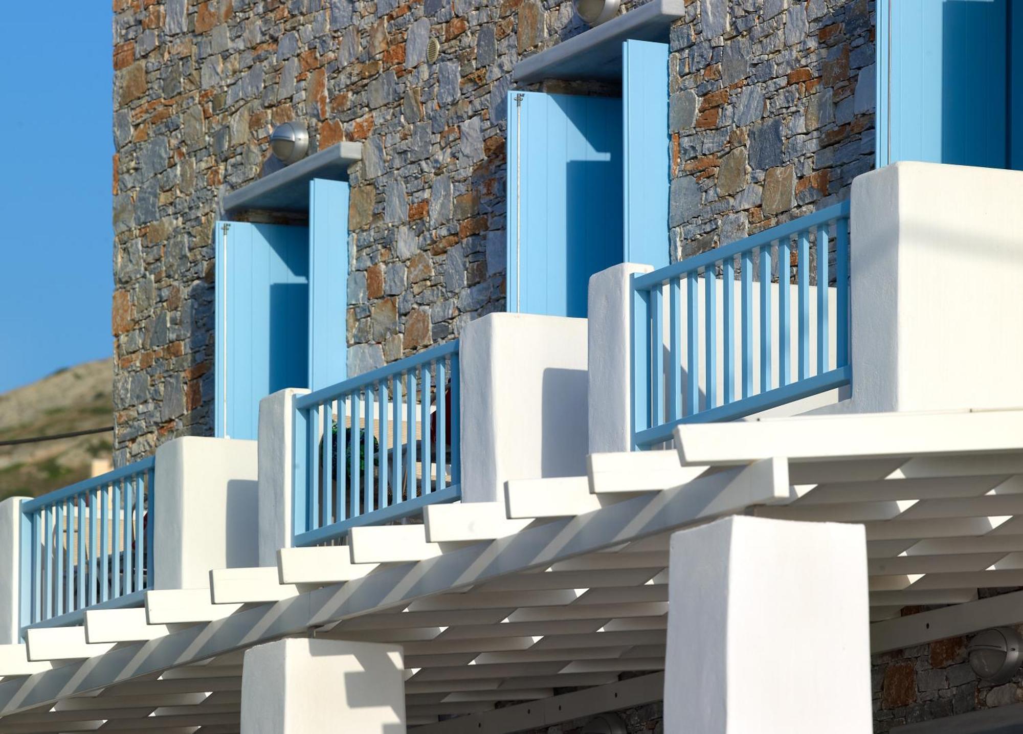 Blue Harmony Hotel Кіні Номер фото