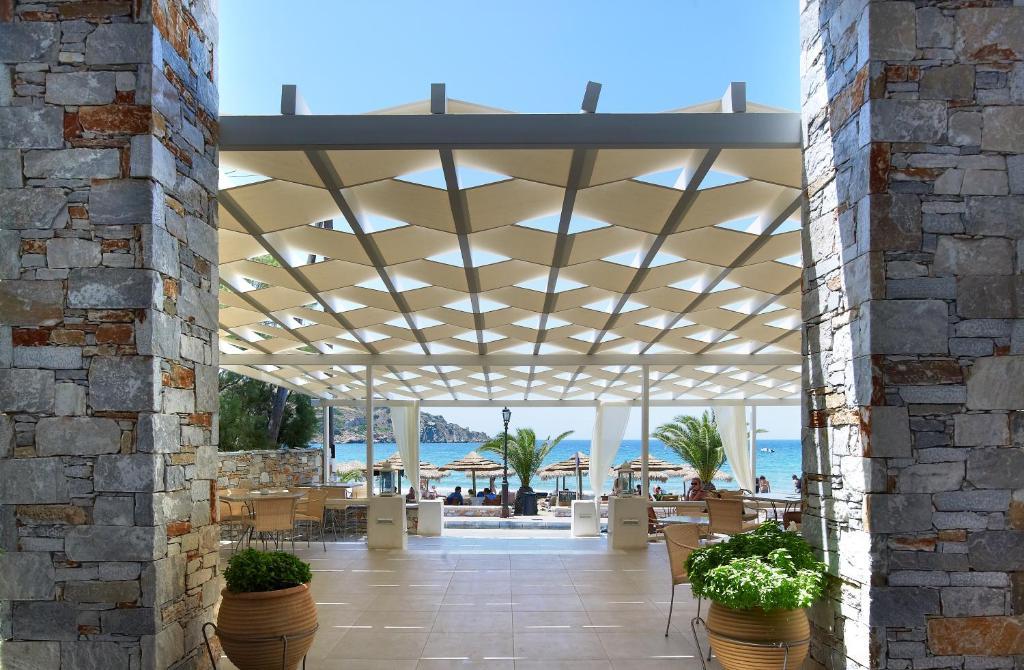 Blue Harmony Hotel Кіні Екстер'єр фото