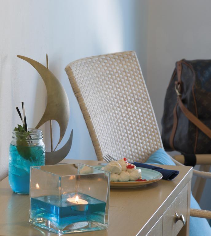 Blue Harmony Hotel Кіні Екстер'єр фото